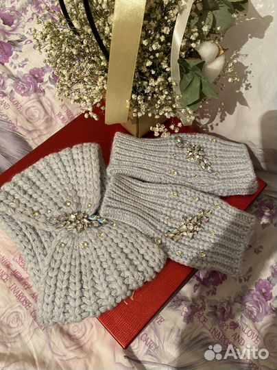 Повязка на голову с перчатками