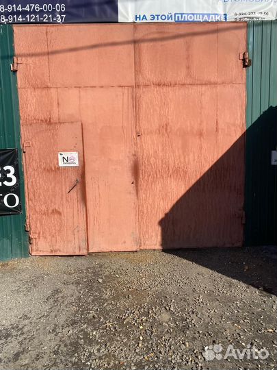 Ворота гаражные б/у утеплённые с калиткой