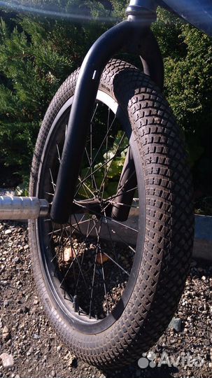 Трюковой велосипед BMX