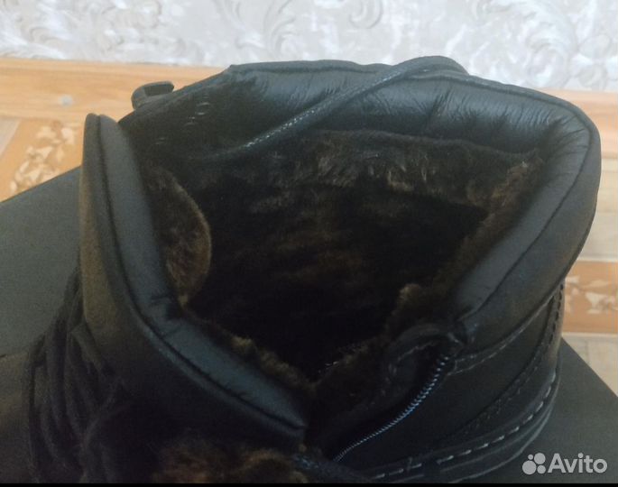 Ботинки зимние новые