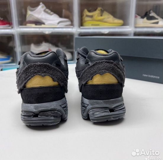 Кроссовки new balance 2002r