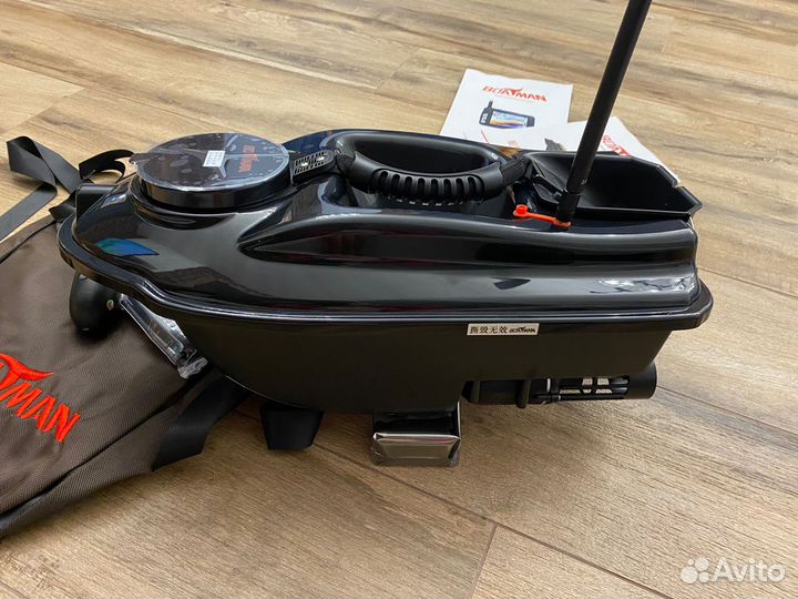 Прикормочный кораблик Boatman