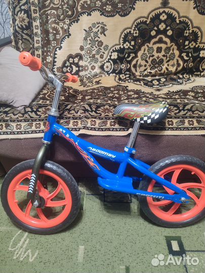 Беговел 14” Graffiti Boomby