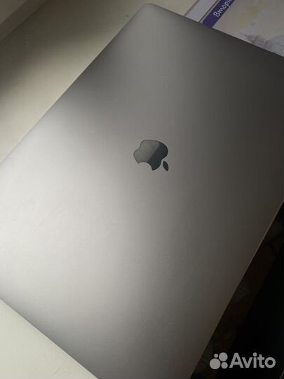 Apple MacBook Pro