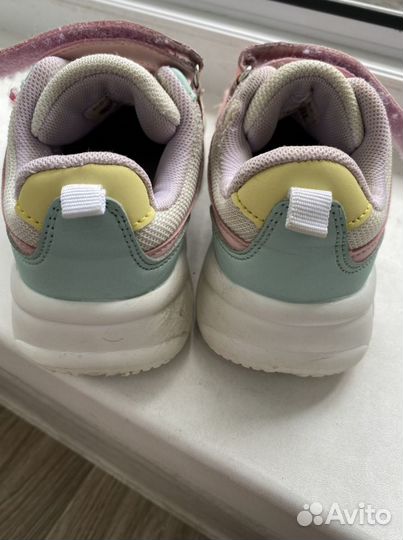 Кроссовки детские 27