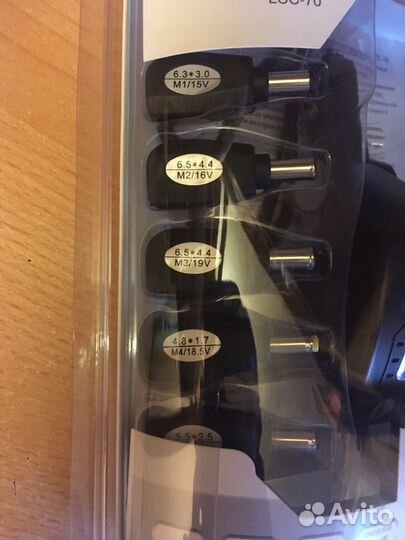 Универсальная автомобильная зарядка для ноутбука