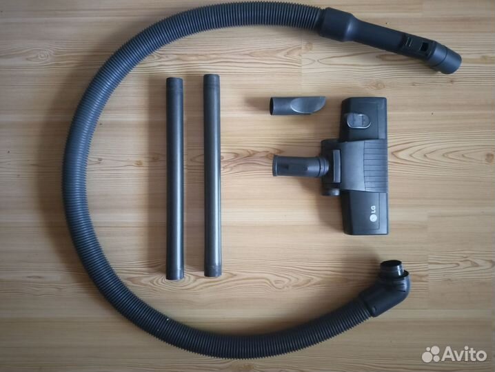 Пылесос LG Turbo Z 1400 W