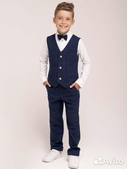 Классический брючный костюм