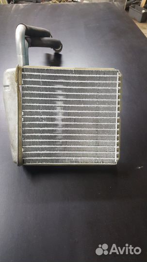 Радиатор печки Nissan
