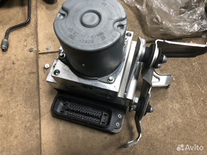 Блок ABS Ауди A8 4H0907379E