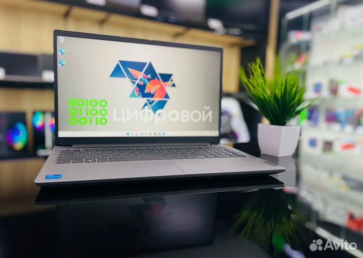 Мощный ноутбук Lenovo Core i3-1115G4/DDR4-8/SSD