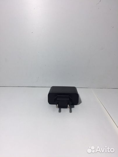 Зарядное устройство 2xusb 5V 1A SHN062012