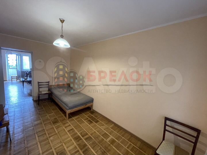 2-к. квартира, 49 м², 6/9 эт.