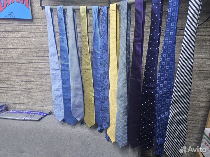 Галстуки Brooks Brothers