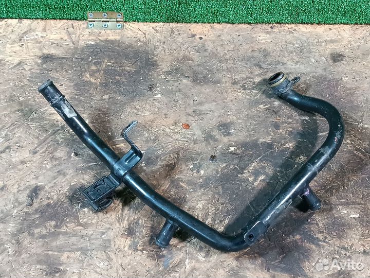 Трубка системы охлаждения Audi A3 8P 1 2.0 BVZ