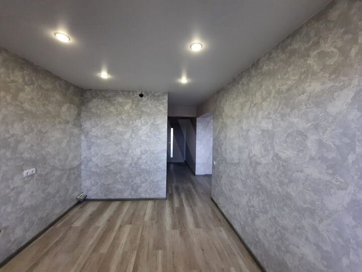 2-к. квартира, 58 м², 9/9 эт.