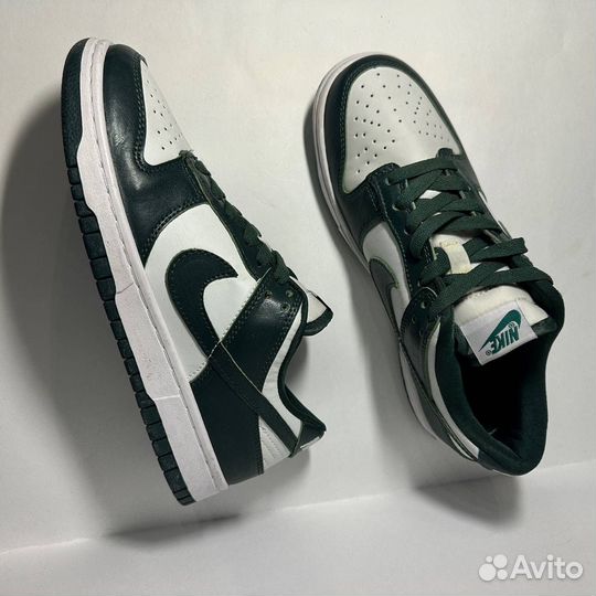 Кроссовки Nike SB Dunk LUX кожа новые