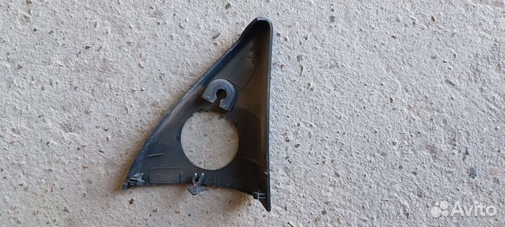 Крышка зеркала внутренняя левая renault logan 2