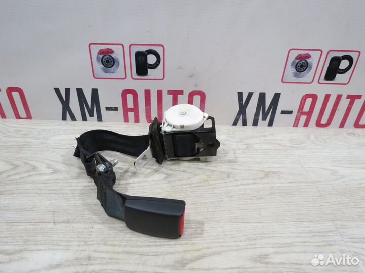 Ремень безопасности задний Лада Гранта