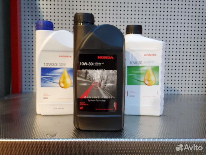 Мотомасло Хонда 10W-30, полусинтетика, Англия