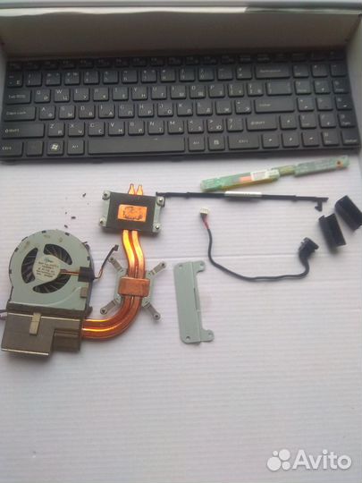 Ноутбук нерабочий DNS TWC-N13M, по запчастям