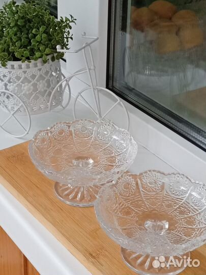 Посуда для сервировки стола