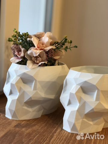 Кашпо для цветов, канцелярская подставка череп