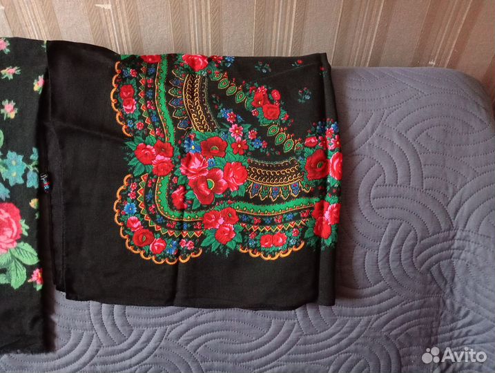 Женские шерстяные платки СССР новые