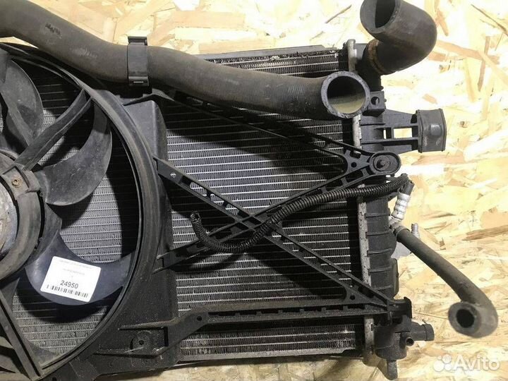 Кассета радиаторов 1.4 Opel Astra H 2006-2014 Р