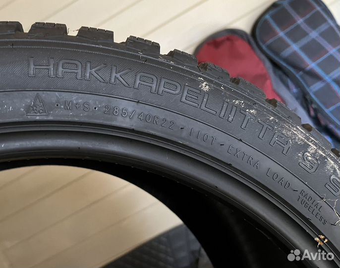Nokian Tyres Hakkapeliitta 9 SUV 285/40 R22 110T