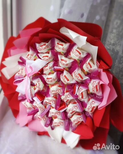 Букеты из Raffaello, маршмеллоу, чупа чупсов