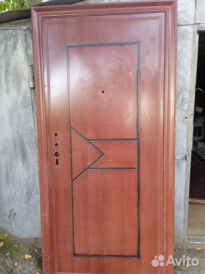 Дверь входная