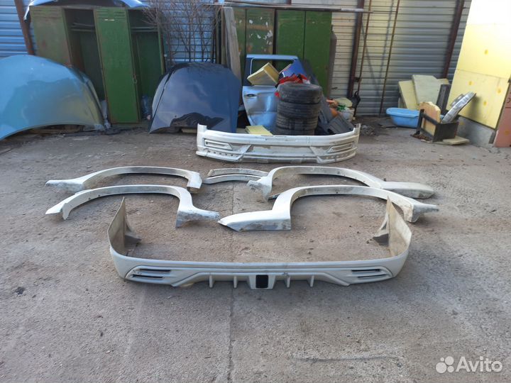 Обвес Toyota Land Cruiser 200 Wald