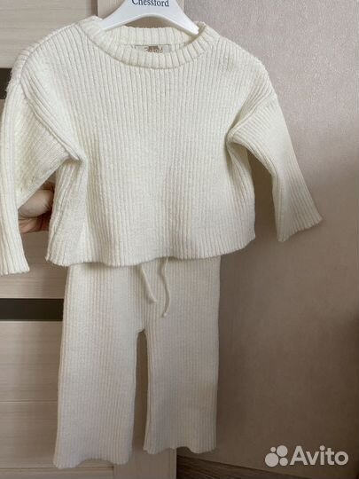 Вязанный костюм