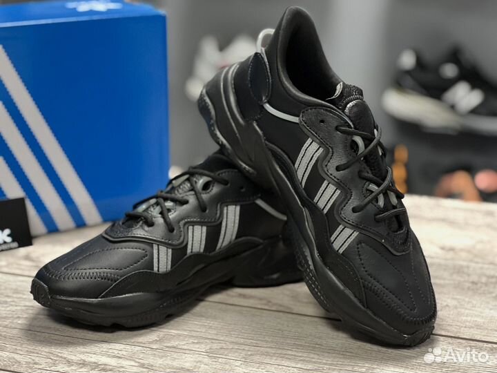 Кроссовки мужские adidas ozweego