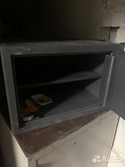 Сейф тяжелый