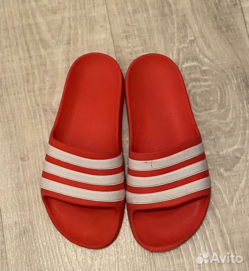 Сланцы adidas