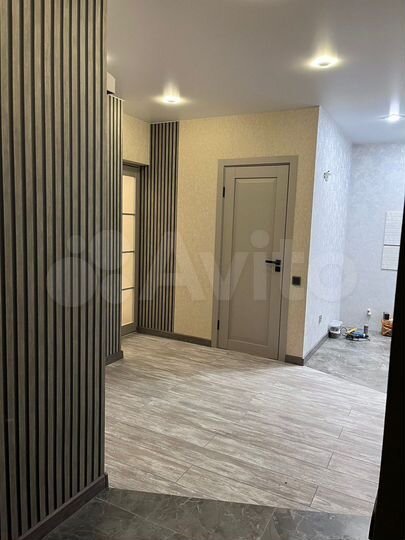 2-к. квартира, 53 м², 1/2 эт.