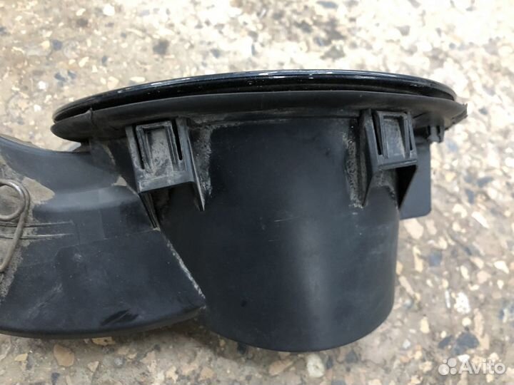 Лючок бензобака Ford Explorer V 10-15