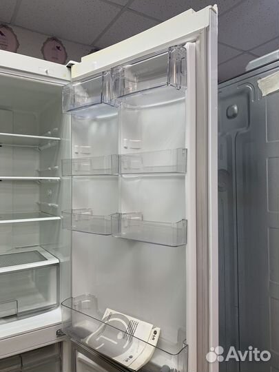 Холодильник LG Total No Frost 190x60x60