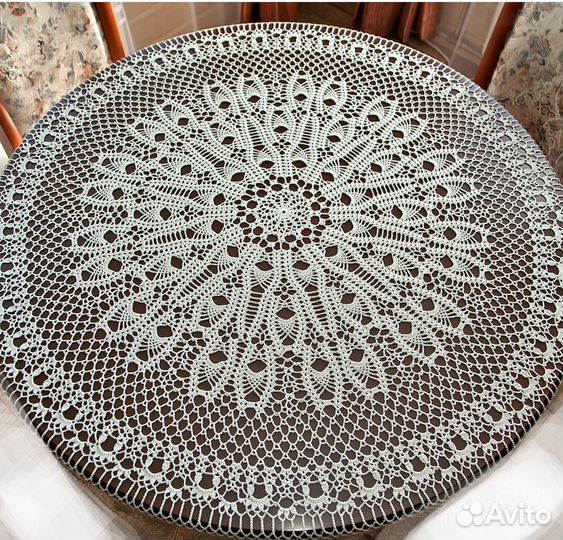 Вязаная скатерть крючком