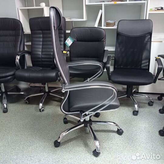 Компьютерное кресло хром толстая эко-кожа
