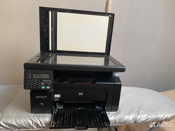 Мфу (принтер, сканер, копир) HP LaserJet Pro M1214