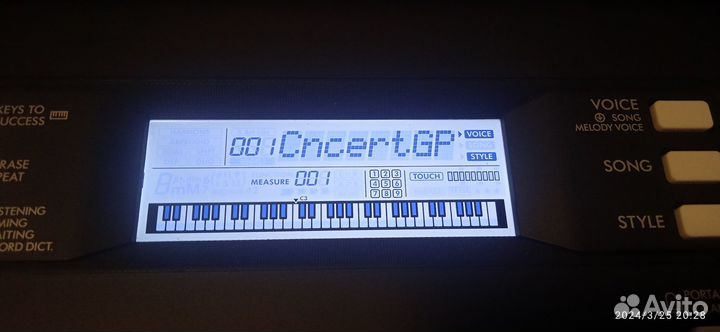 Синтезатор Yamaha PSR-E373