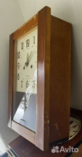 Настенные часы СССР