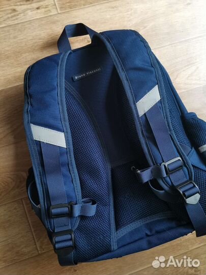 Продам рюкзак для школьника