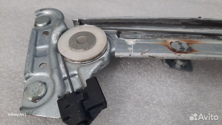 Стеклоподъёмник передний левый Honda Accord 8