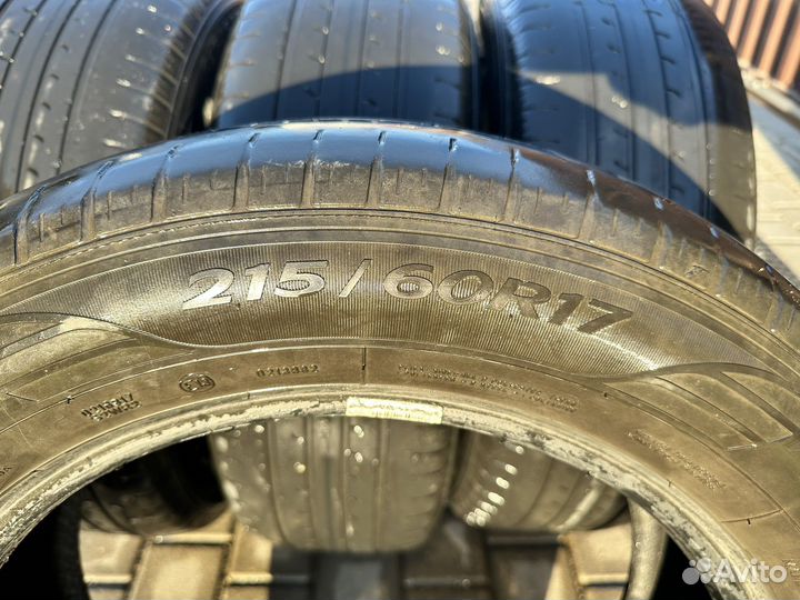Goodyear EfficientGrip SUV 4x4 215/60 R17 96H