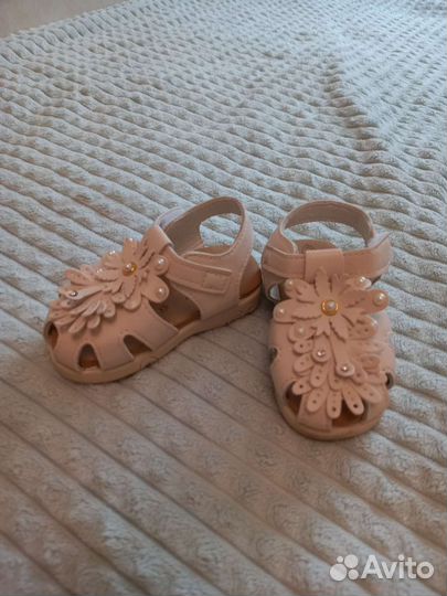 Босоножки для девочки