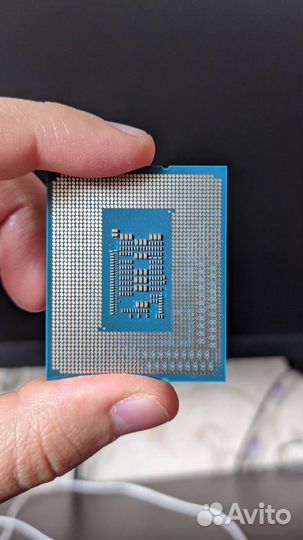 Процессор i3 12100f